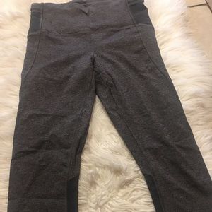 Lululemon High-Rise Cropped Leggings
